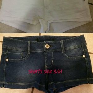 Short jean shorts